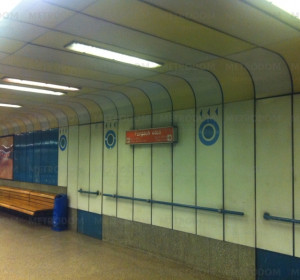 Csak 10 perc sétára van a metrómegálló
